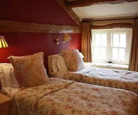 אורחן Coach House Bentham