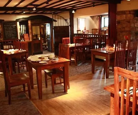 Coach House 4*
