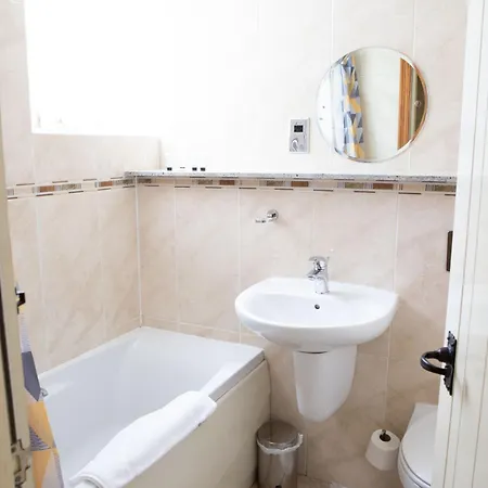 Coach House 宾馆 Bentham