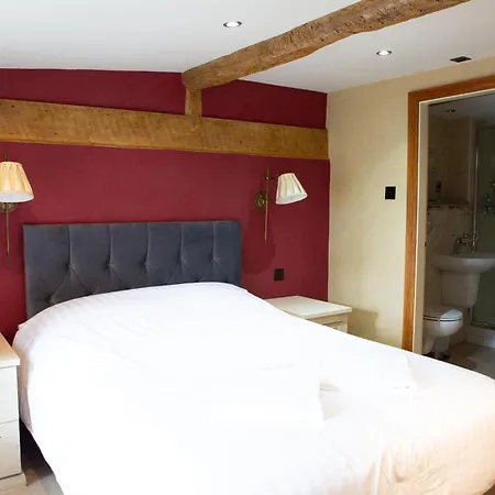 Coach House 4*